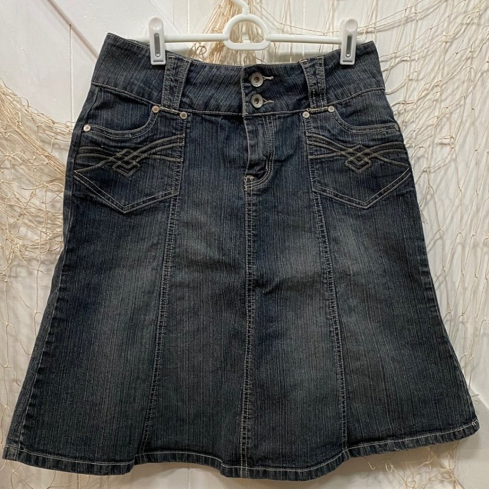 Flair Jean Skirt